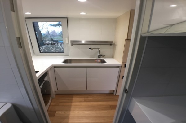 aaaf4e83728d208165892e9e6976824c_1516069