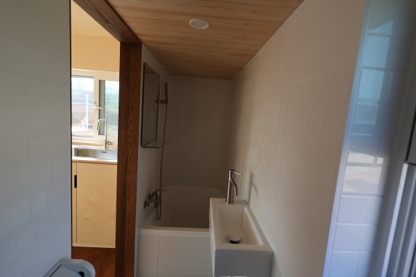 5b3fd7355a05957bfd4ddece333eaae4_1649818