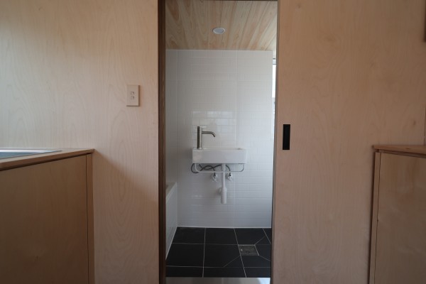 5b3fd7355a05957bfd4ddece333eaae4_1649818