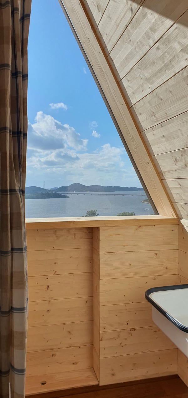 2c604b1b3304bc557fc6bb30c8e6064a_1665462