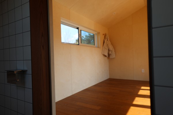 8e6ff8d9f09352f830ec67206e683923_1679035